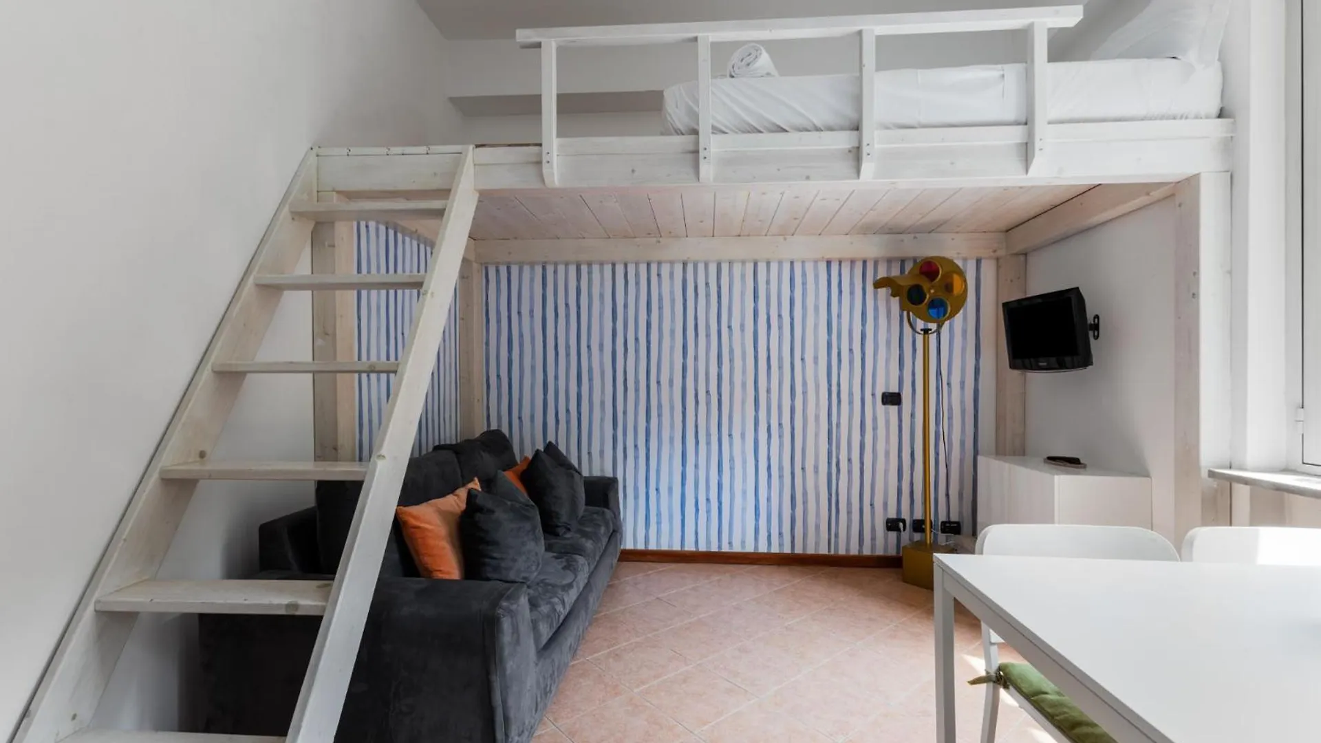 Arco-Cina Town, 4 Posti Letto Apartment Milan 0*,